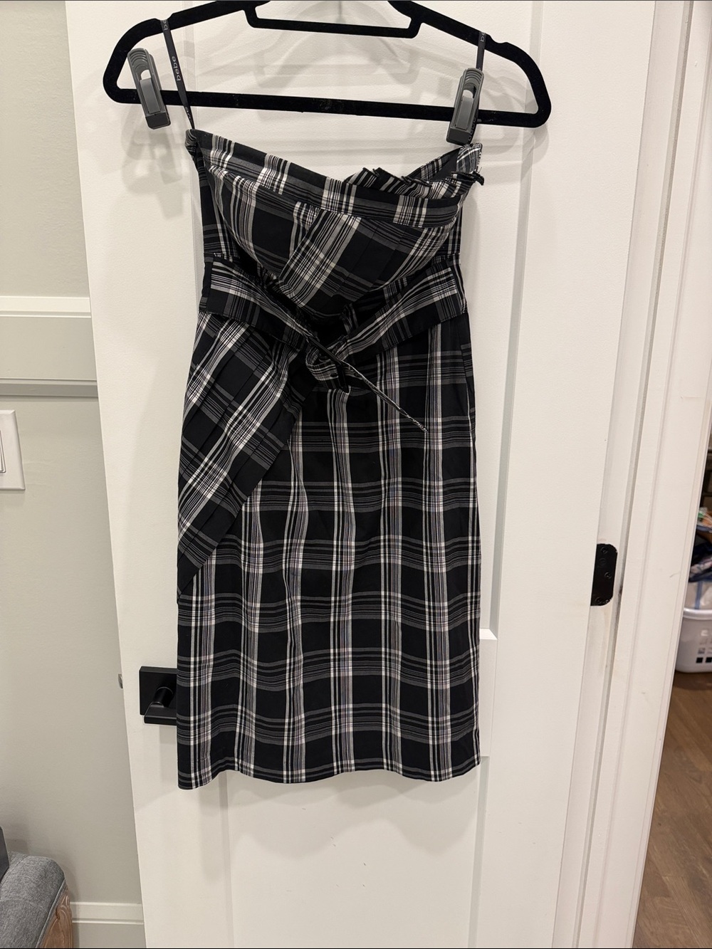 bebe Black & White Plaid Strapless Wrap Midi Skirt